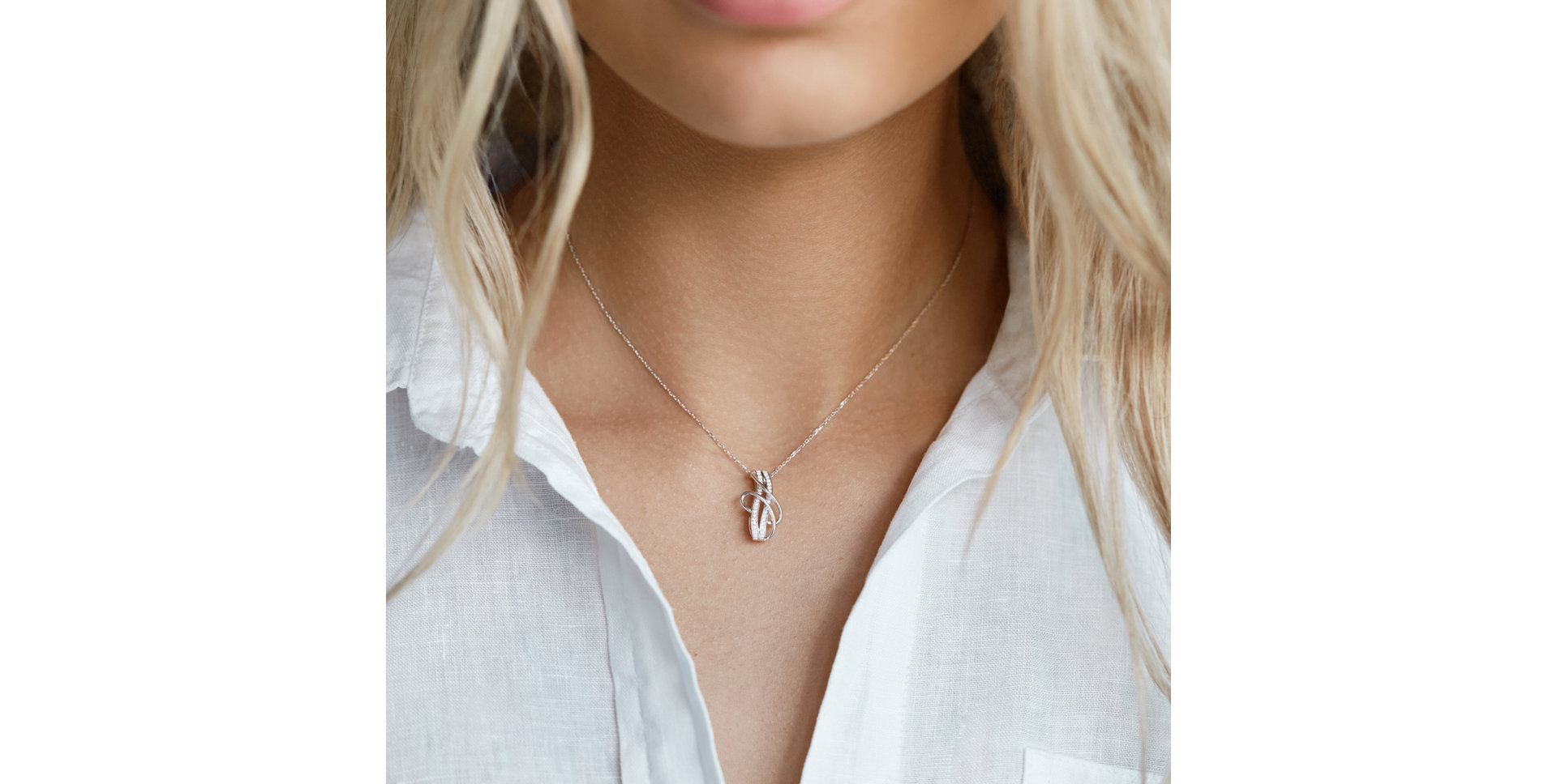 Přívěs s diamanty Tangled in Love