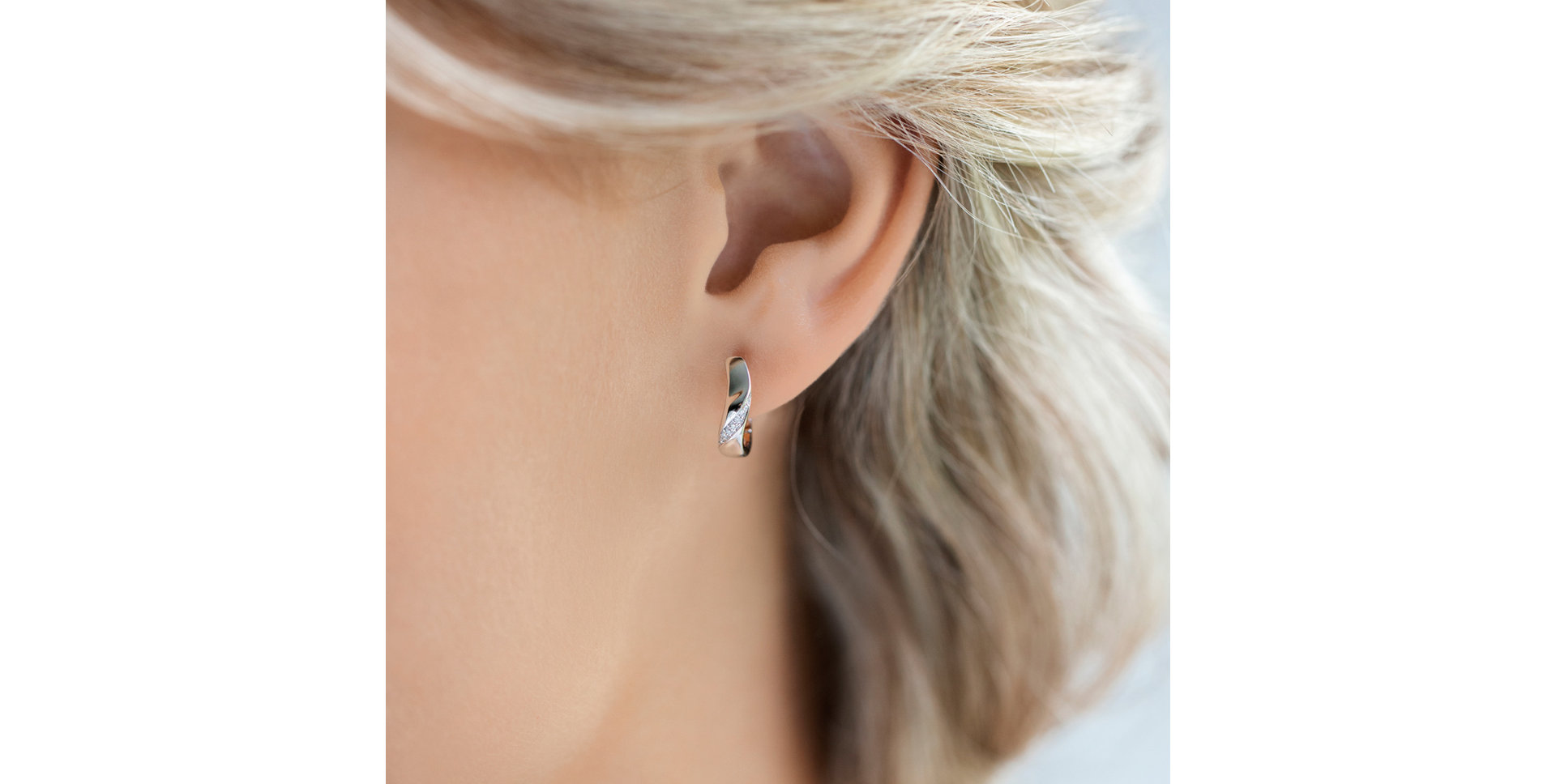 Náušnice s diamanty Moon Ray