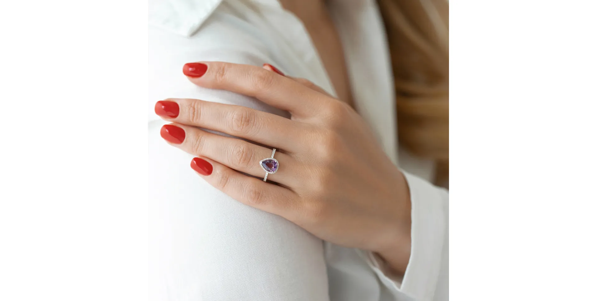 Prsten s safírem a diamanty Charming Glory