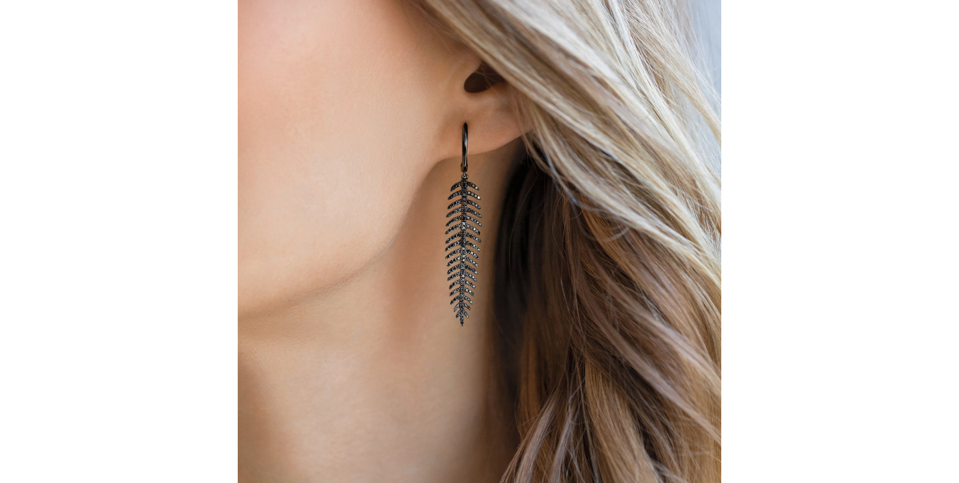Náušnice s diamanty Galaxy Feather