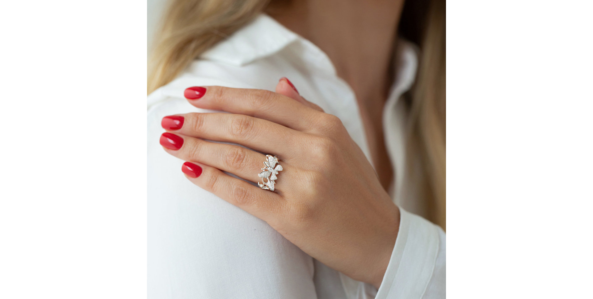 Prsten s diamantem Lush Butterfly