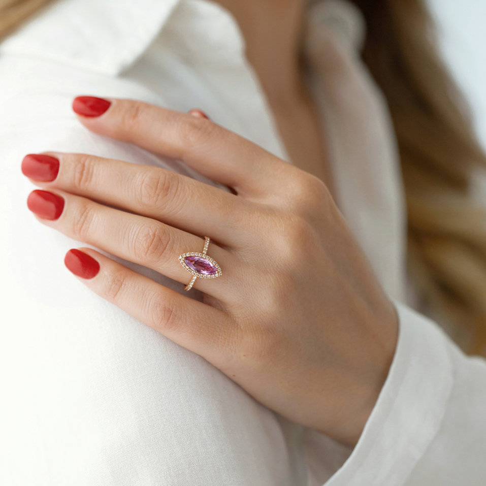 Prsten s safírem a diamanty Charming Night