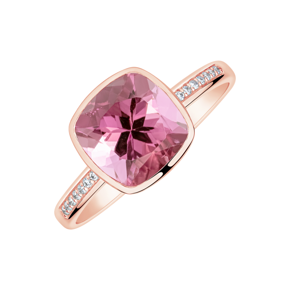 Prsten s diamanty a turmalínem Carelia