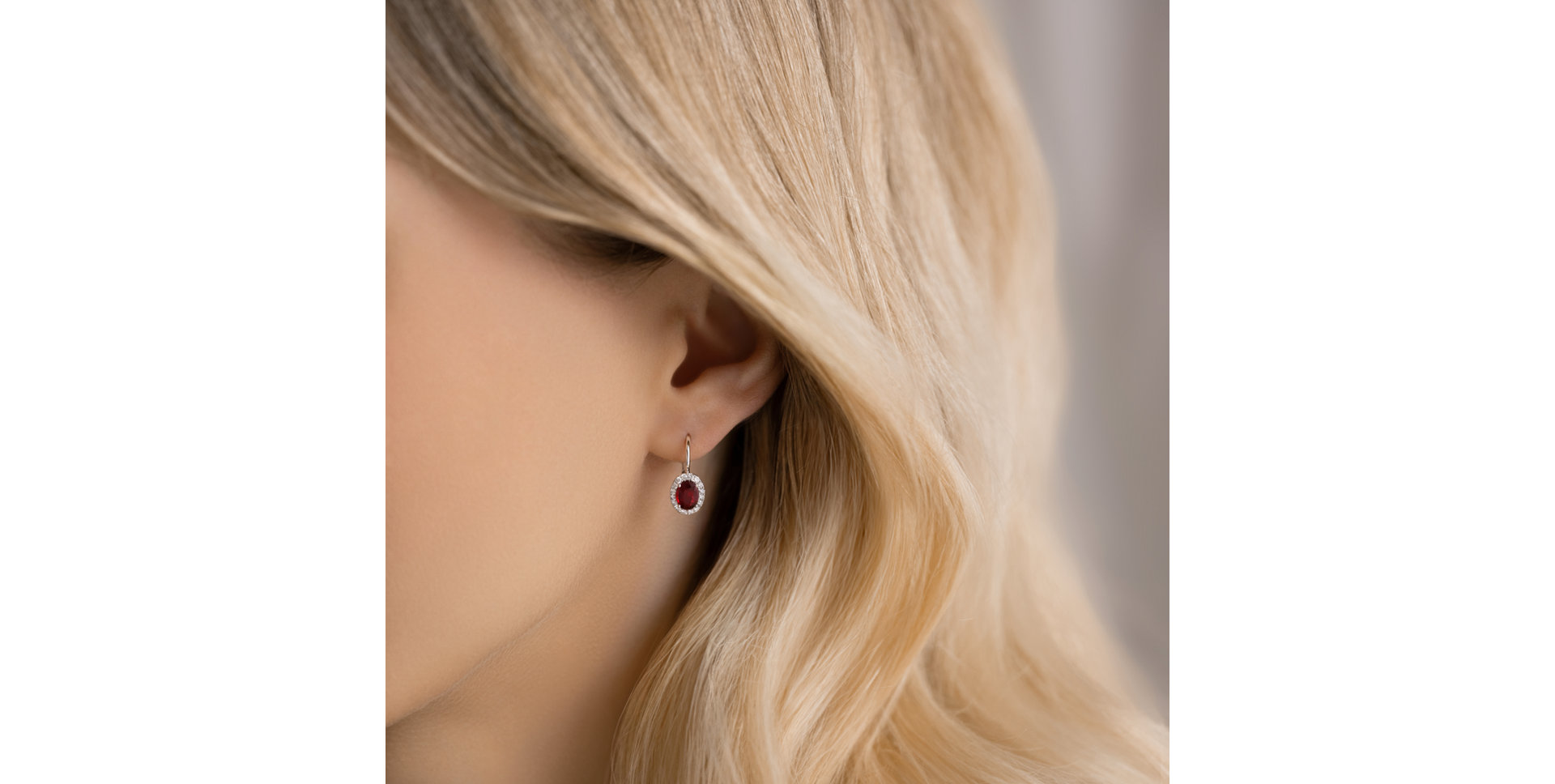 Náušnice s diamanty a tanzanitem Imperial Allegory