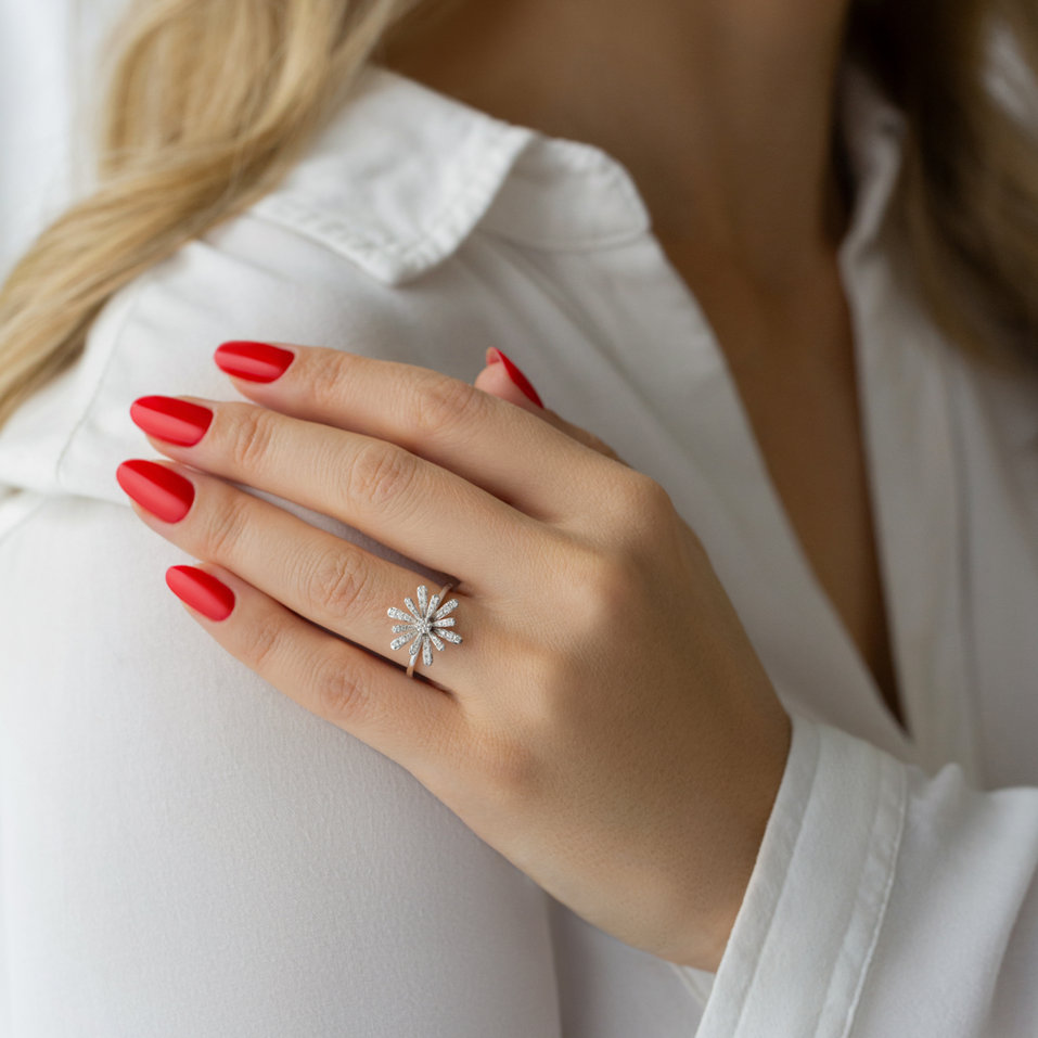 Prsten s diamanty Starflower