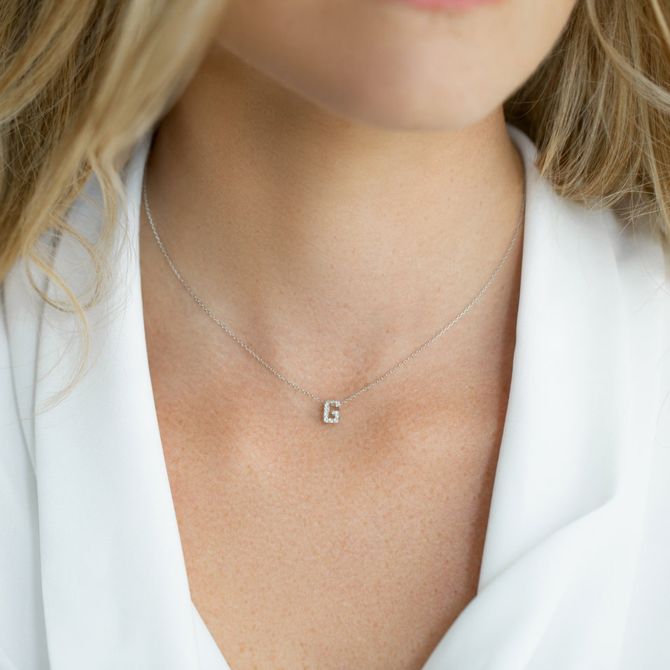 Náhrdelník s diamanty Diamond Letter