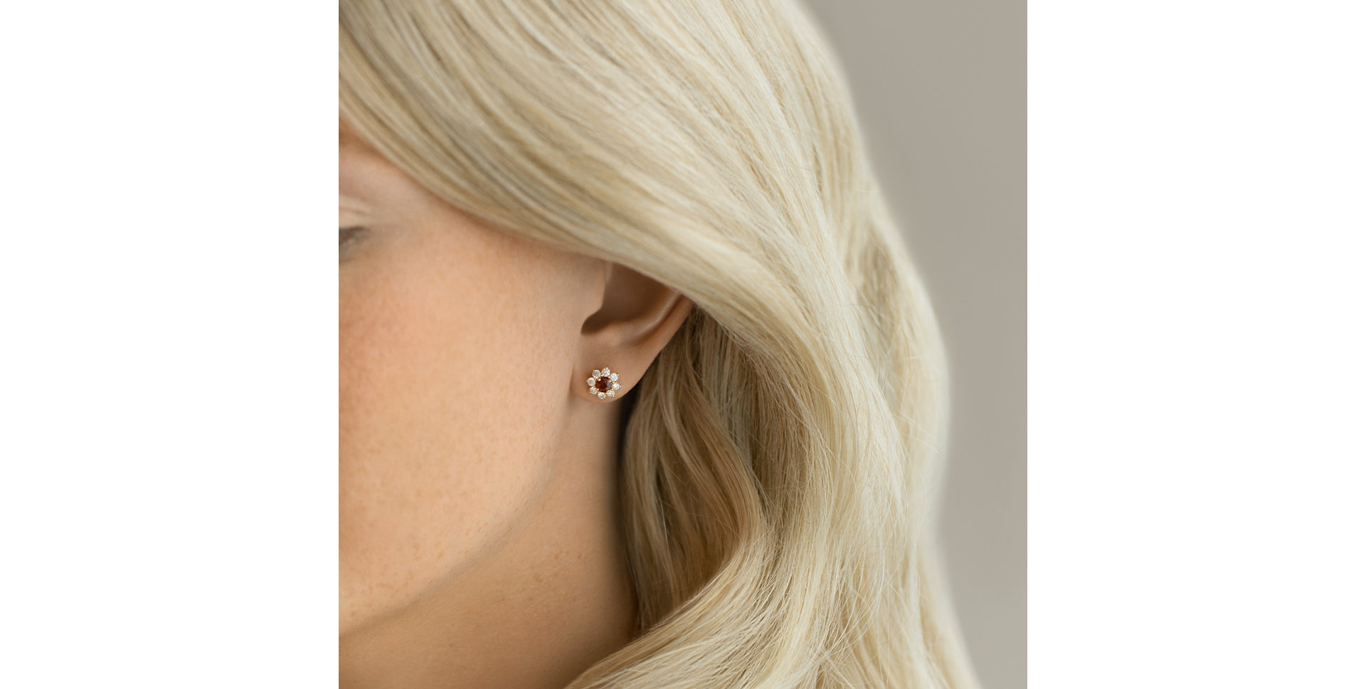 Náušnice se smaragdem a diamanty Celestial Romance