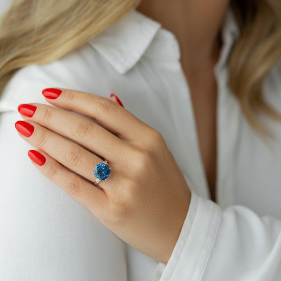 Prsten s tanzanitem a diamanty Magic Gentility