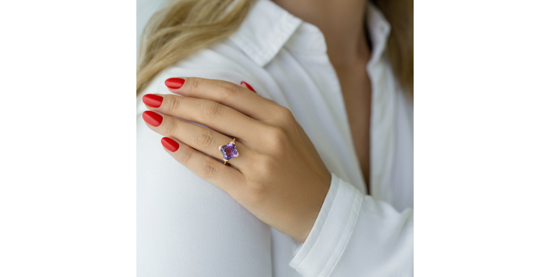 Prsten s topazem a diamanty Space Stranger