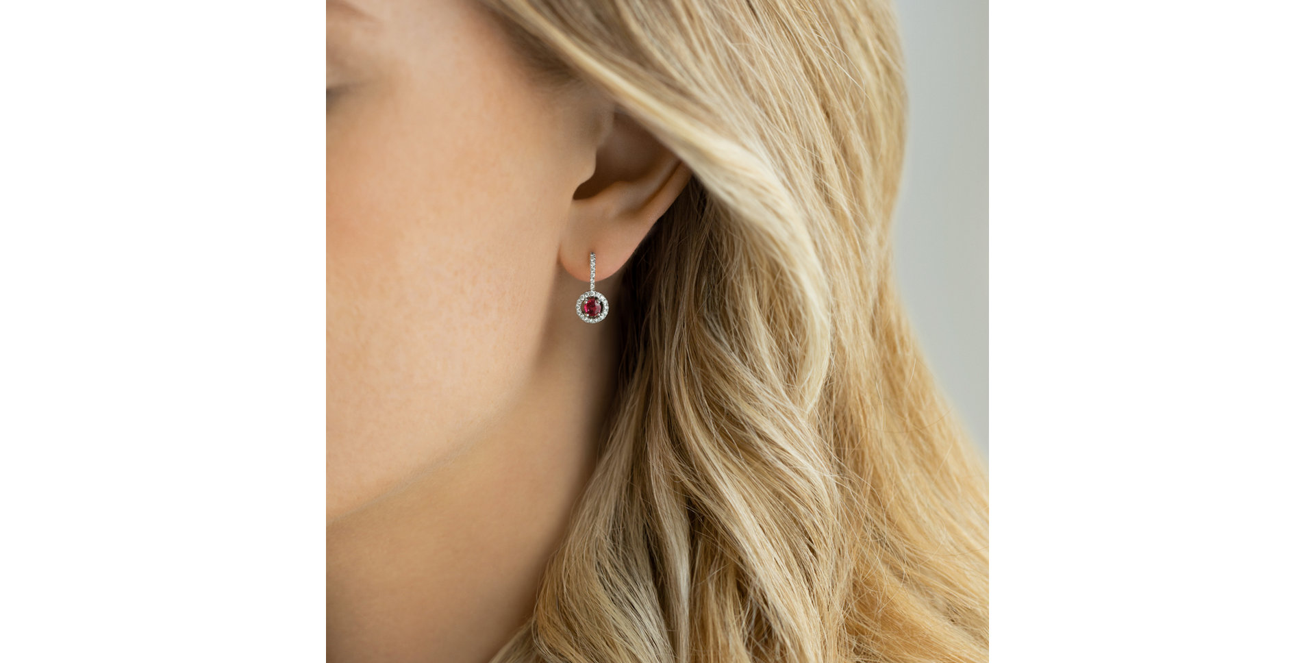 Náušnice s rubínem a diamanty Infinite Splendour