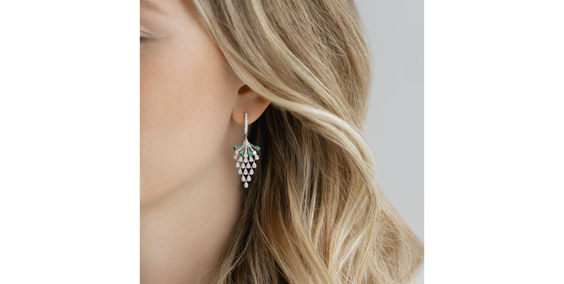 Náušnice s diamanty a smaragdy Royal Mesh