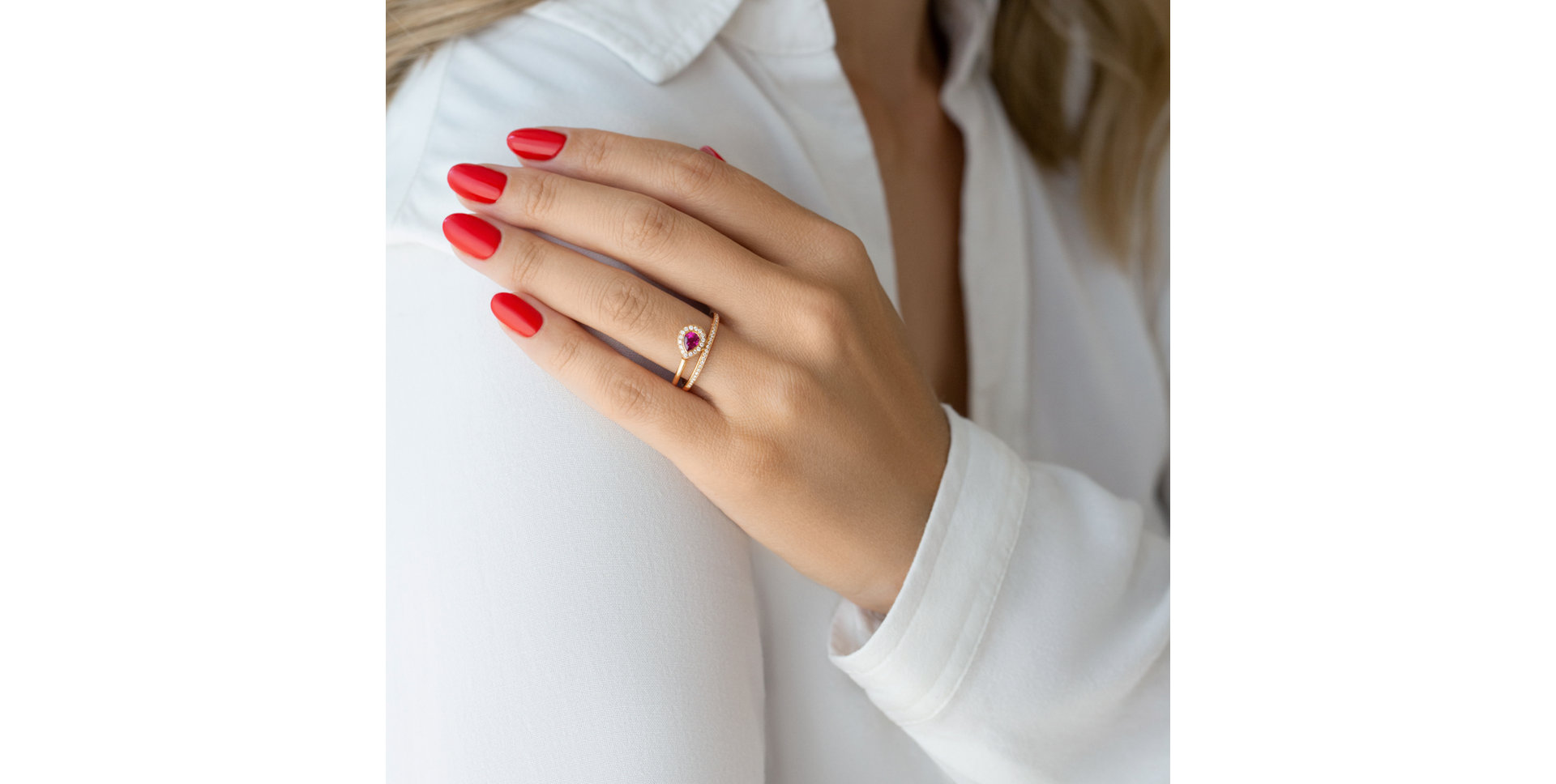 Prsten s diamanty a rubínem Perrette