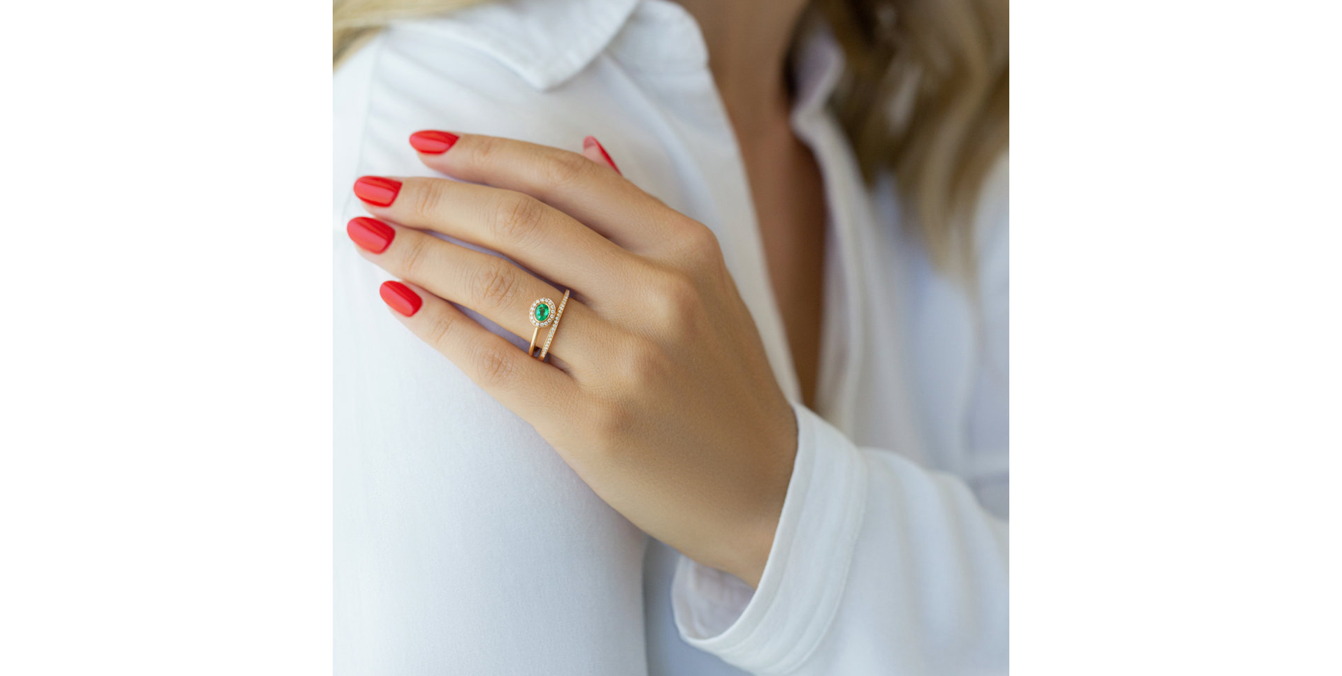 Prsten se  safírem a diamanty Nicolette