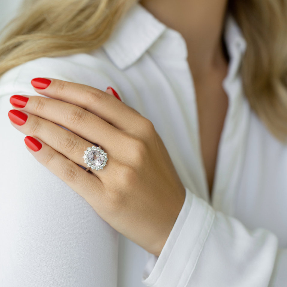 Prsten s kunzitem a diamanty Sky Goddess