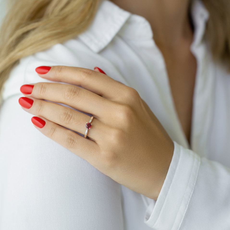 Prsten s granátem a diamanty Clotilde