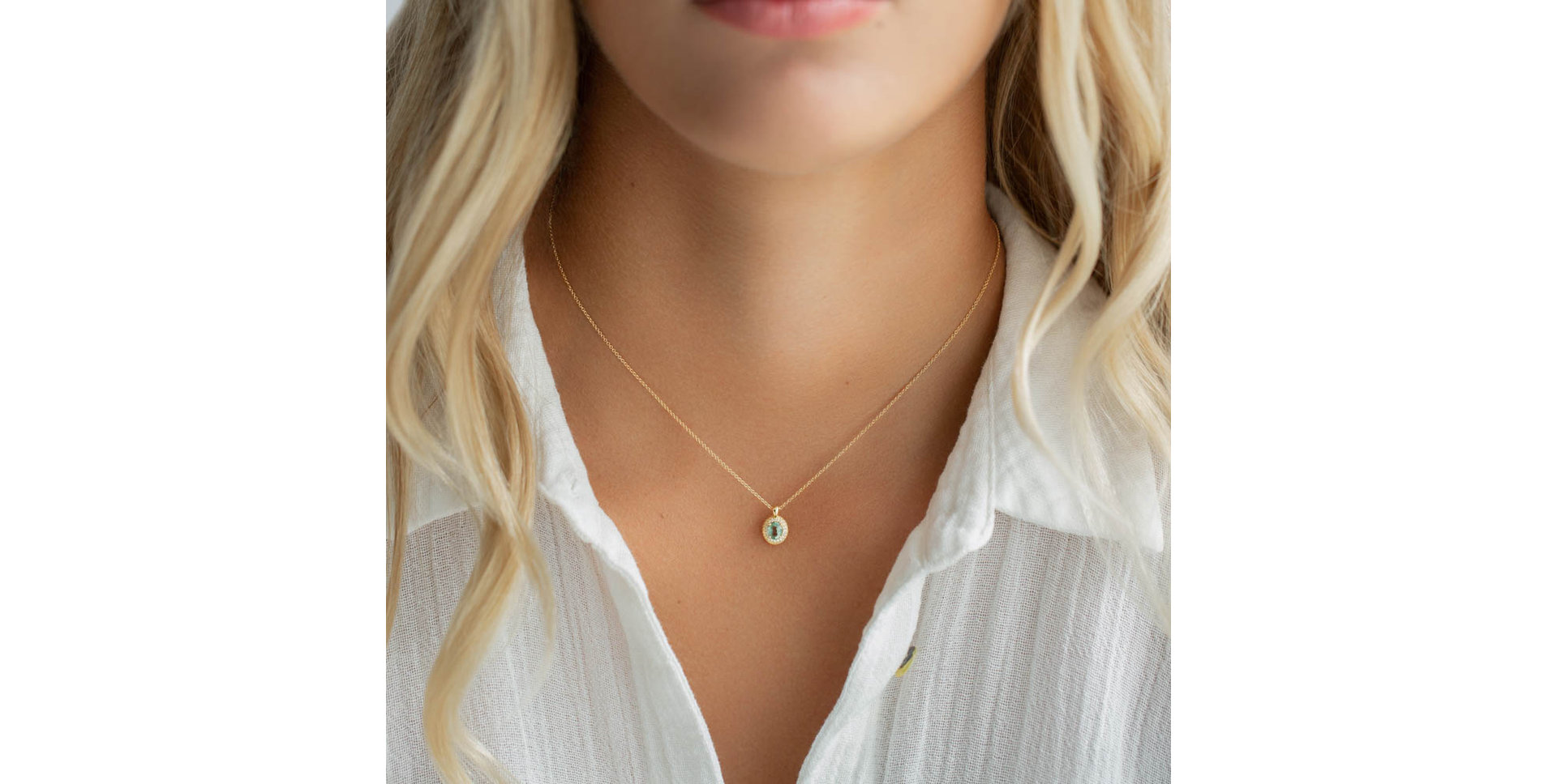 Náhrdelník se safírem a diamanty Nobility Secret