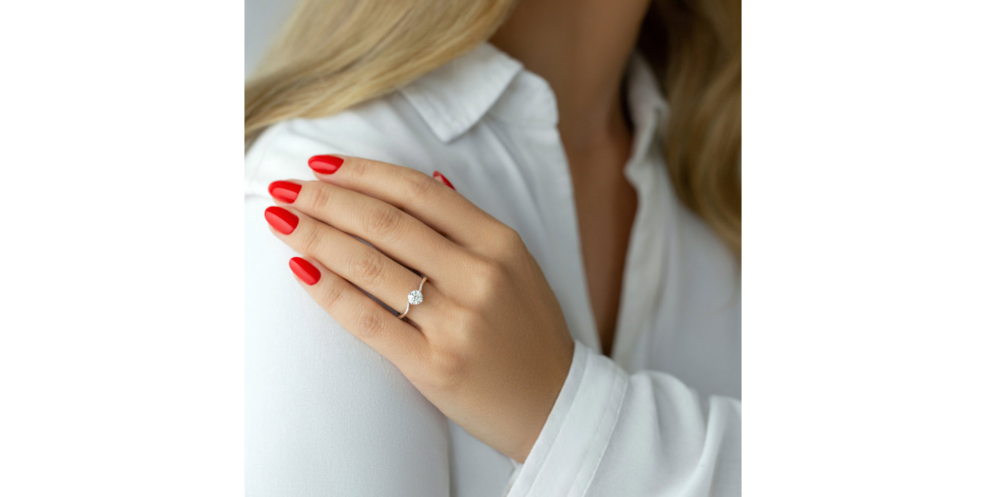 Prsten s diamantem Nemira