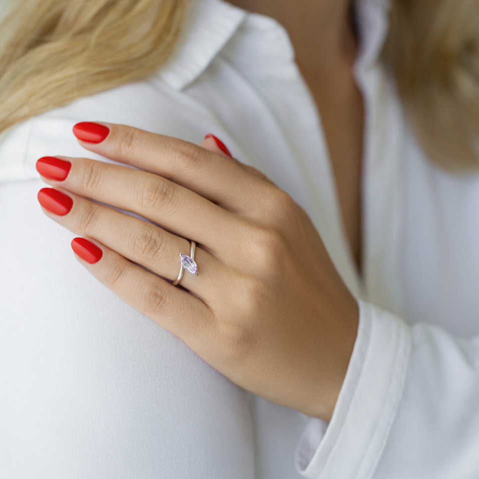 Prsten se safírem Aurellia