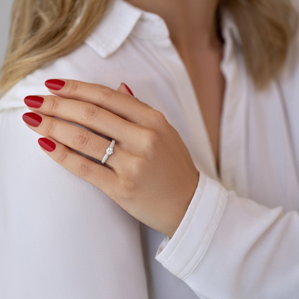 Prsten s diamanty Niedamir