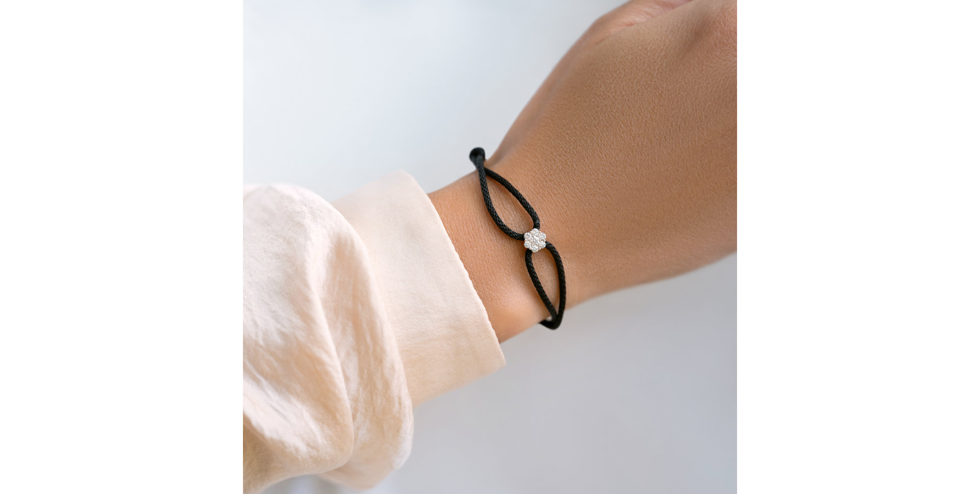 Náramek s diamanty Deep Snow