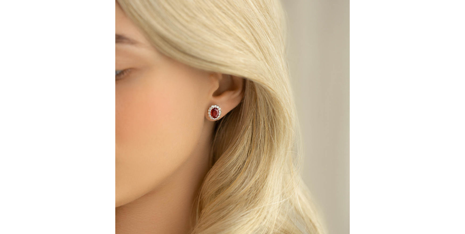 Náušnice s rubínem a diamanty Brilliance