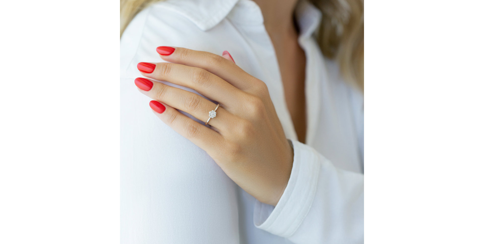 Prsten s diamanty Shiny Flower