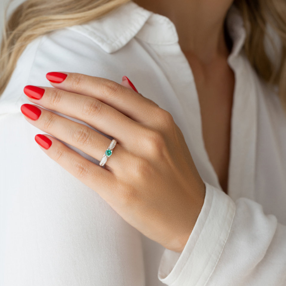 Prsten s diamanty a smaragdem Luciano