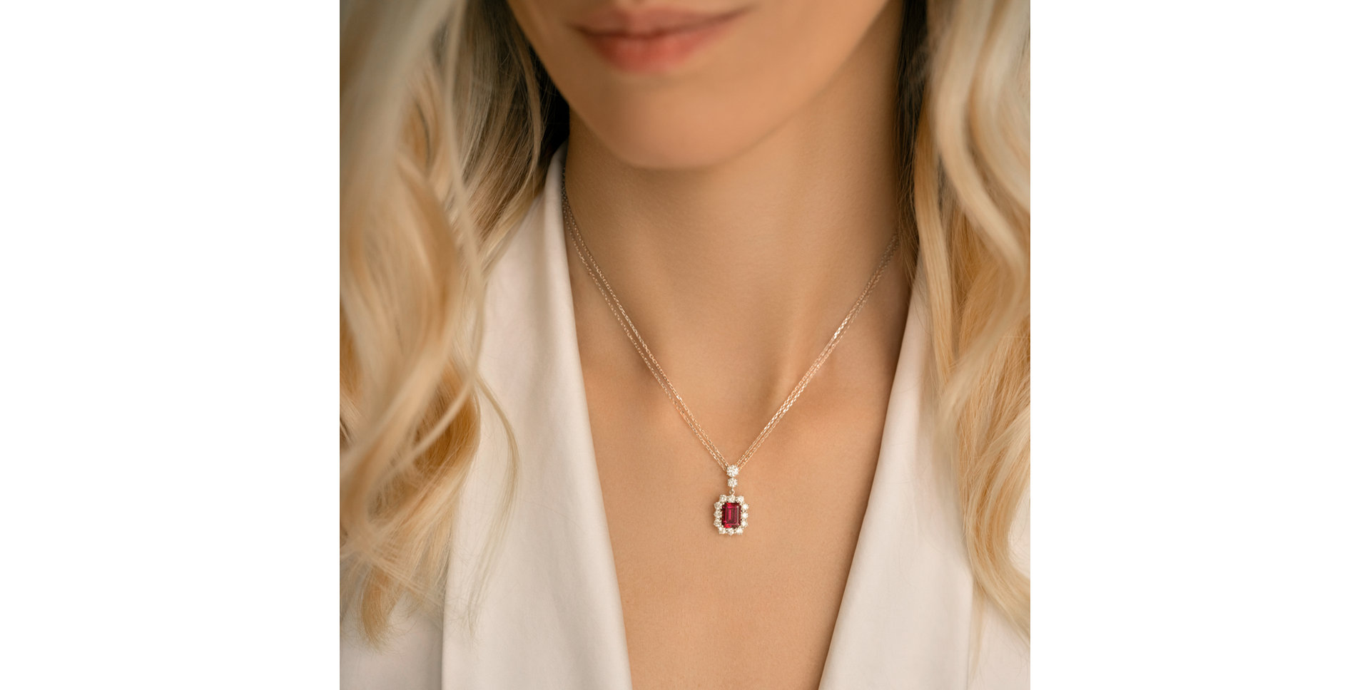 Náhrdelník s diamanty a rhodolite Rosemary