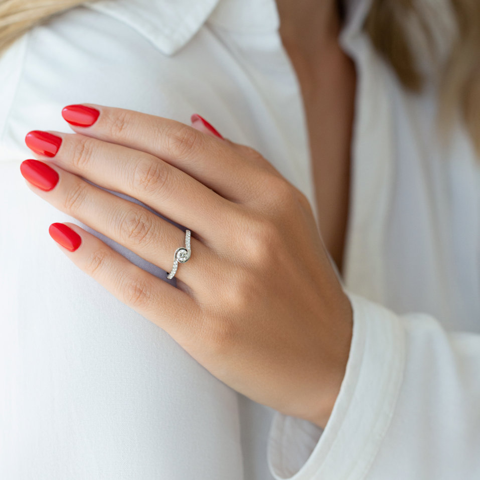 Prsten s diamanty Love Twist