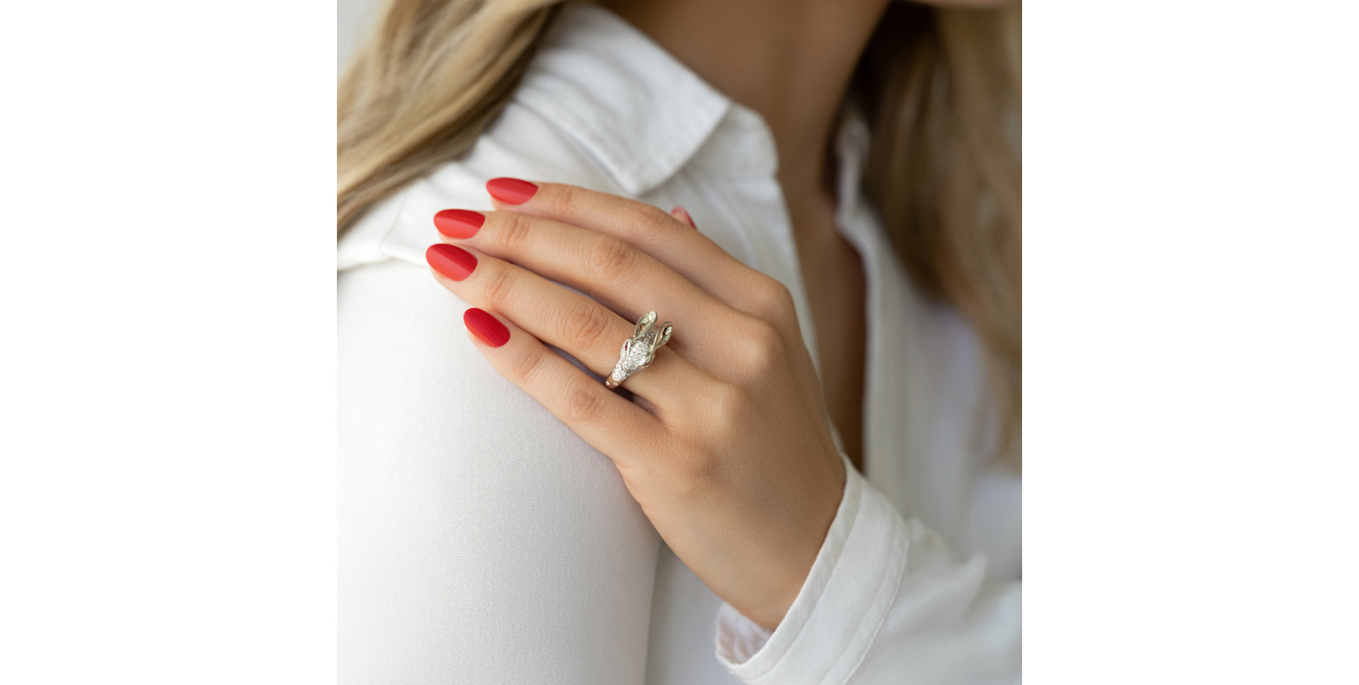 Prsten s diamanty a rubíny White Rabbit