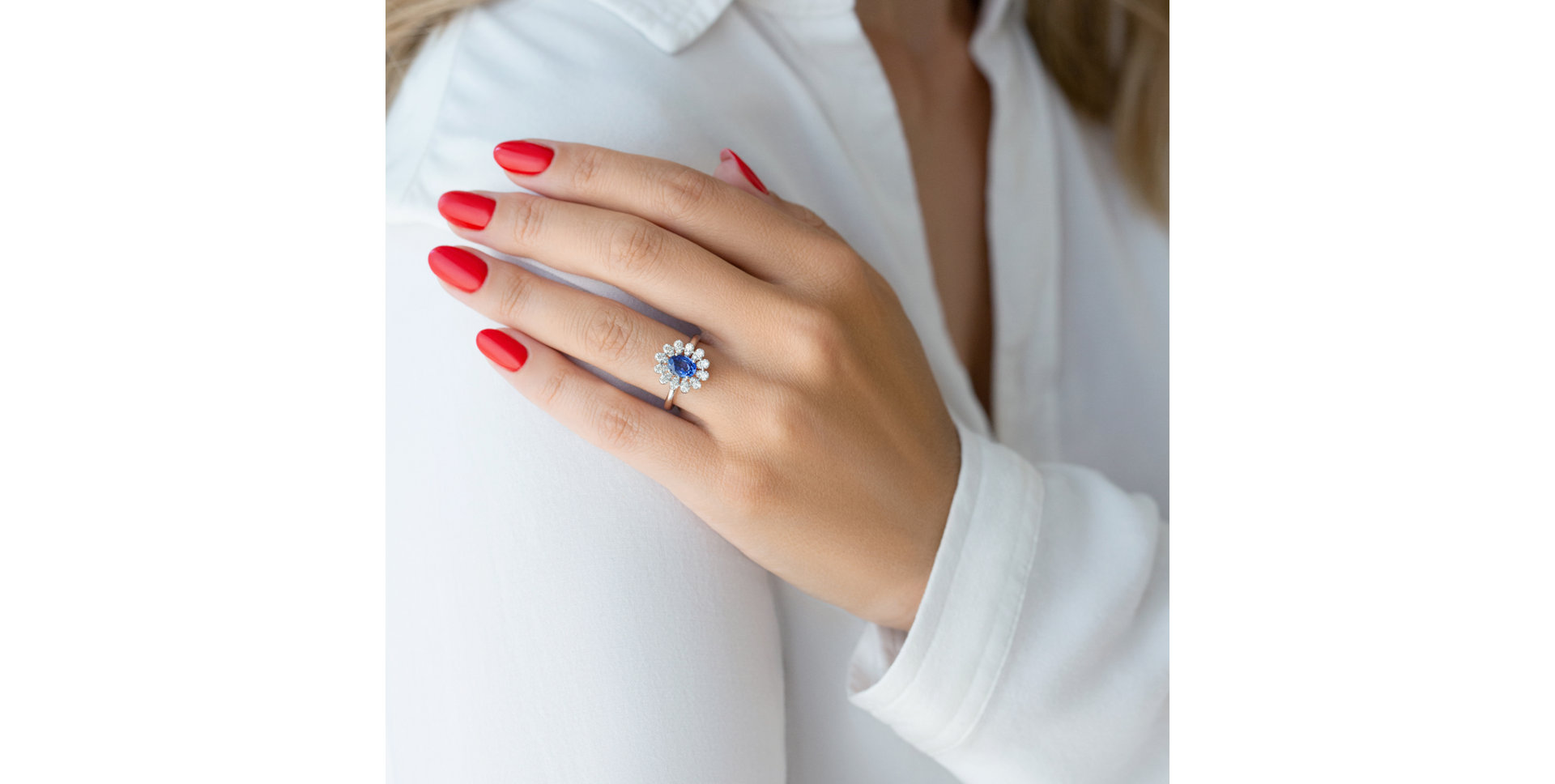 Prsten s diamanty a safírem Floral Treasure