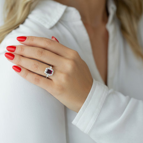 Prsten s diamanty a rhodolitem Wilhelmine