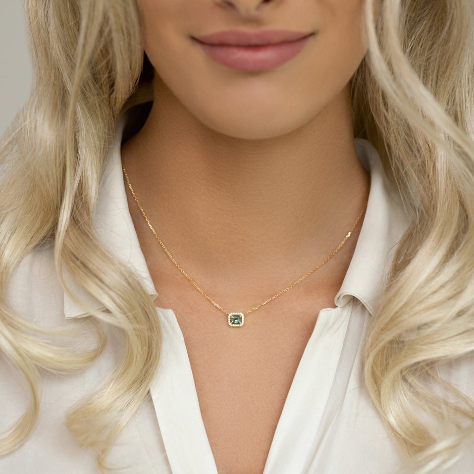 Náhrdelník s diamanty a safírem Mysterious Spell