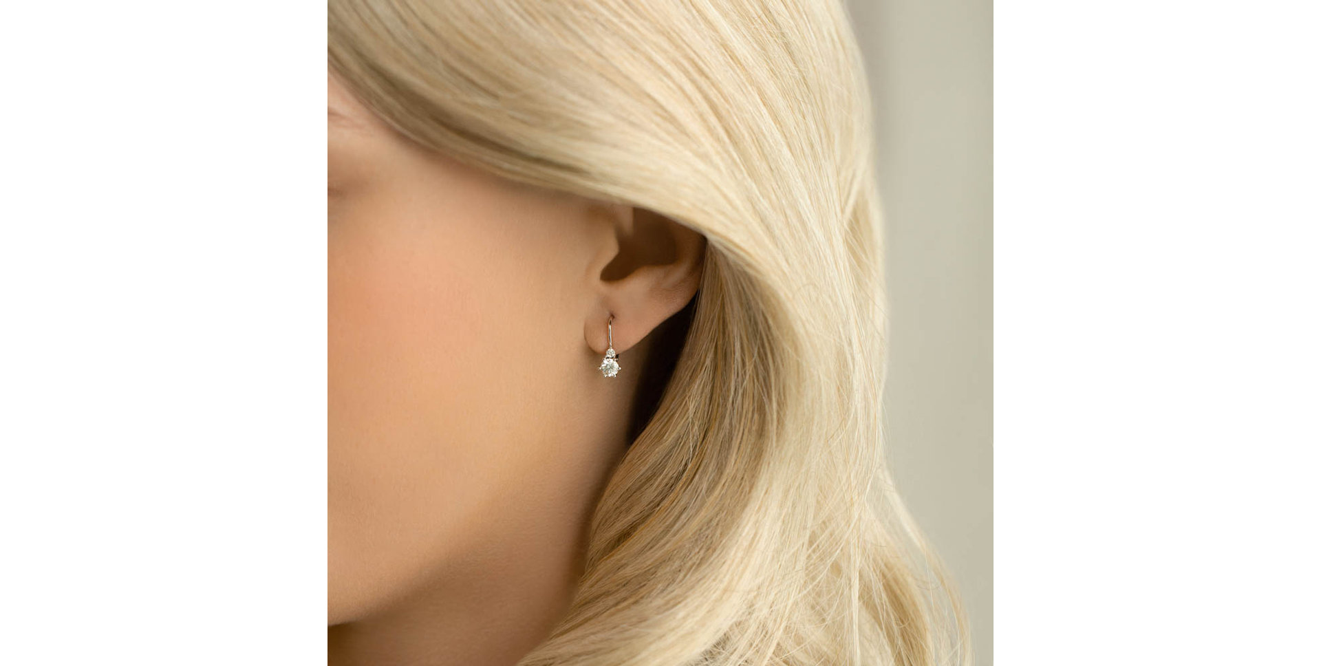 Náušnice s diamanty Lux