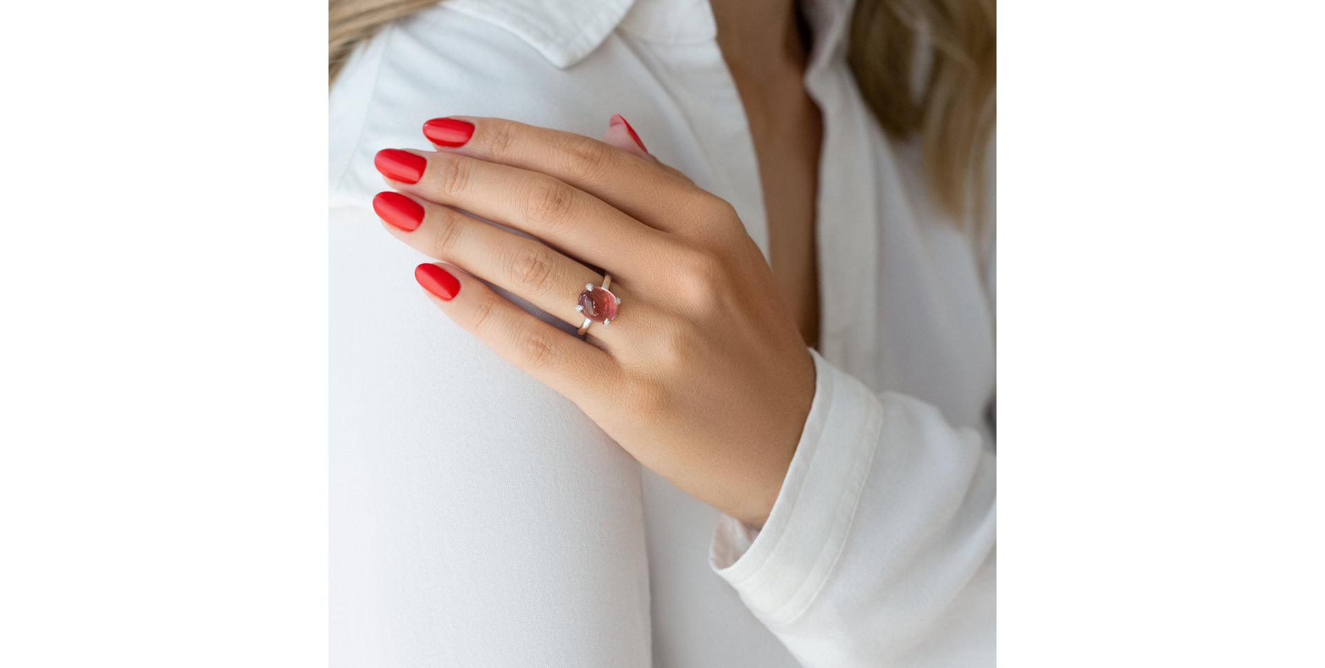 Prsten s diamanty a turmalínem Destrii