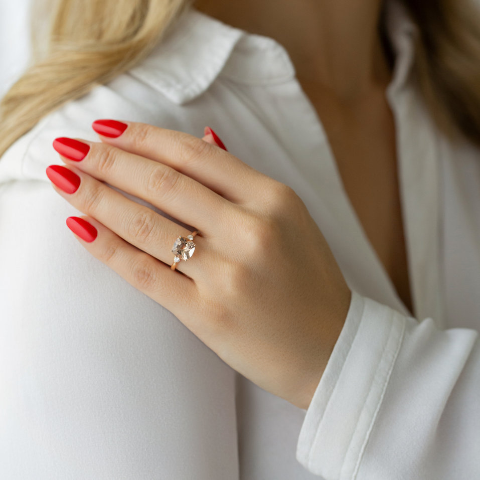 Prsten s diamanty a morganitem The Duchess