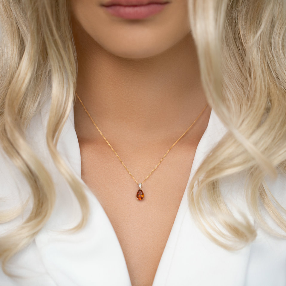 Náhrdelník s diamantem a morganitem Whispers of Avalon