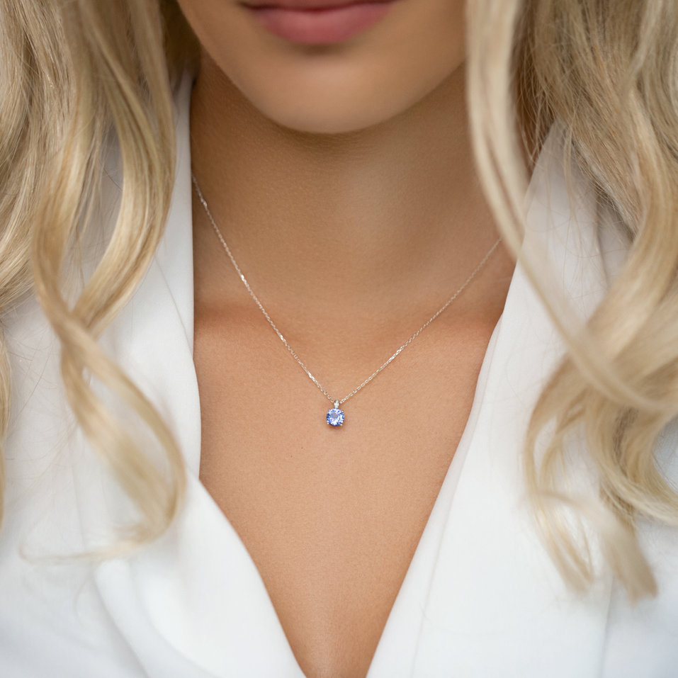 Náhrdelník s diamanty a rhodolitem Seraphita