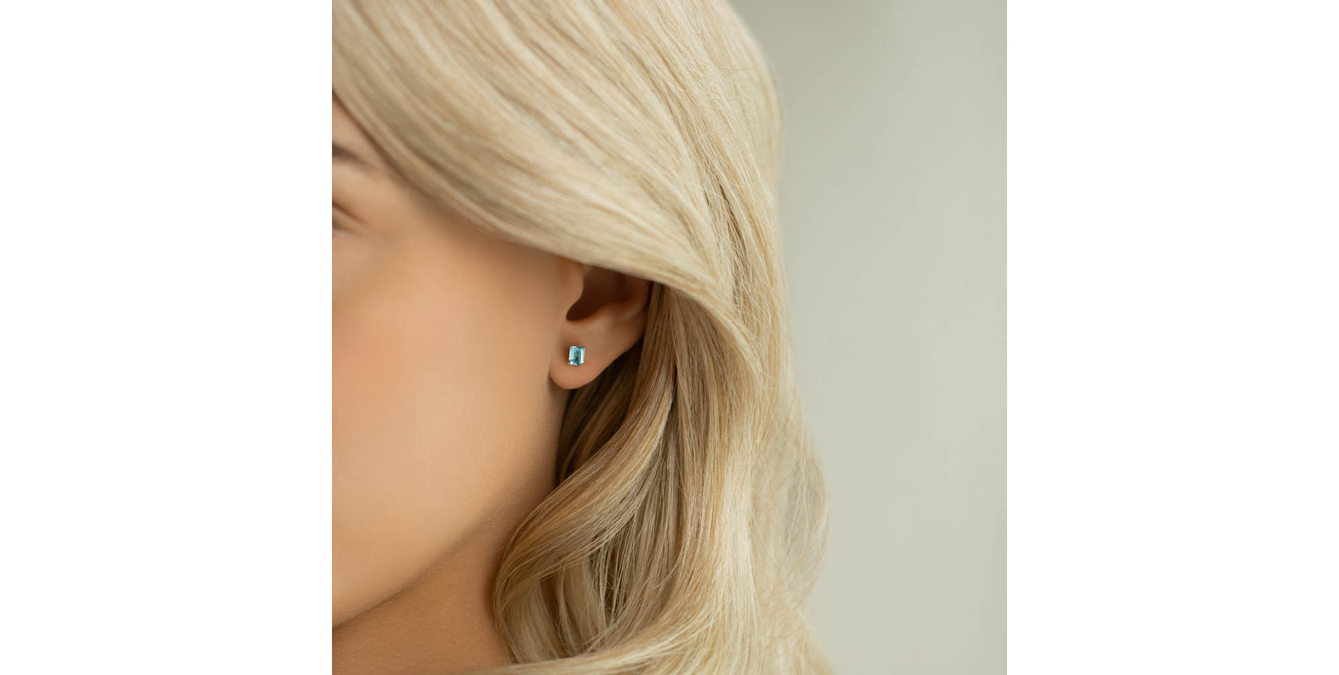 Náušnice s rubínem Thostra