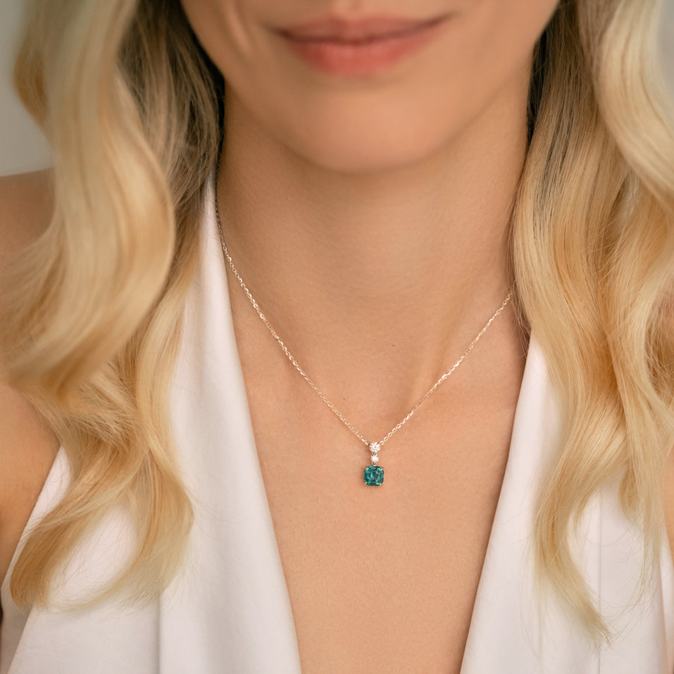 Náhrdelník s diamanty a turmalínem Seafoam Spark
