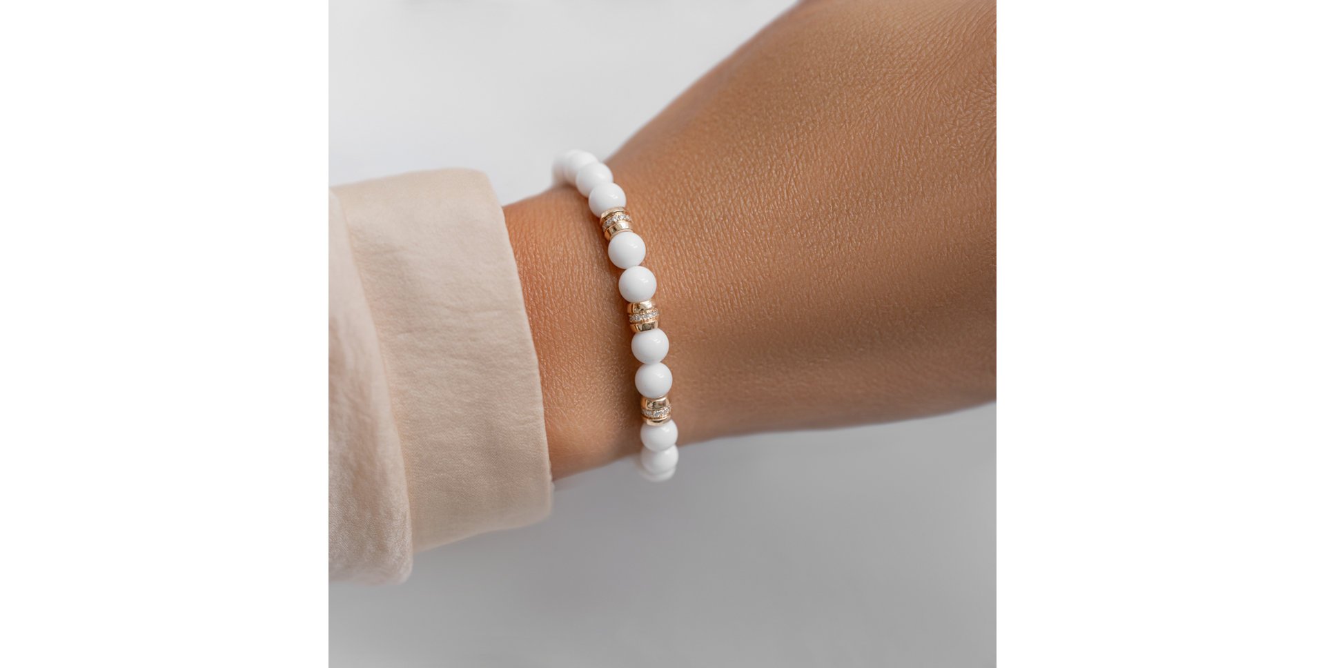 Náramek s diamanty a acháty White Mirage