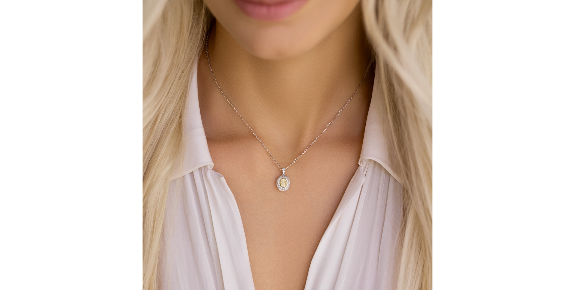 Náhrdelník s diamanty Born of Light