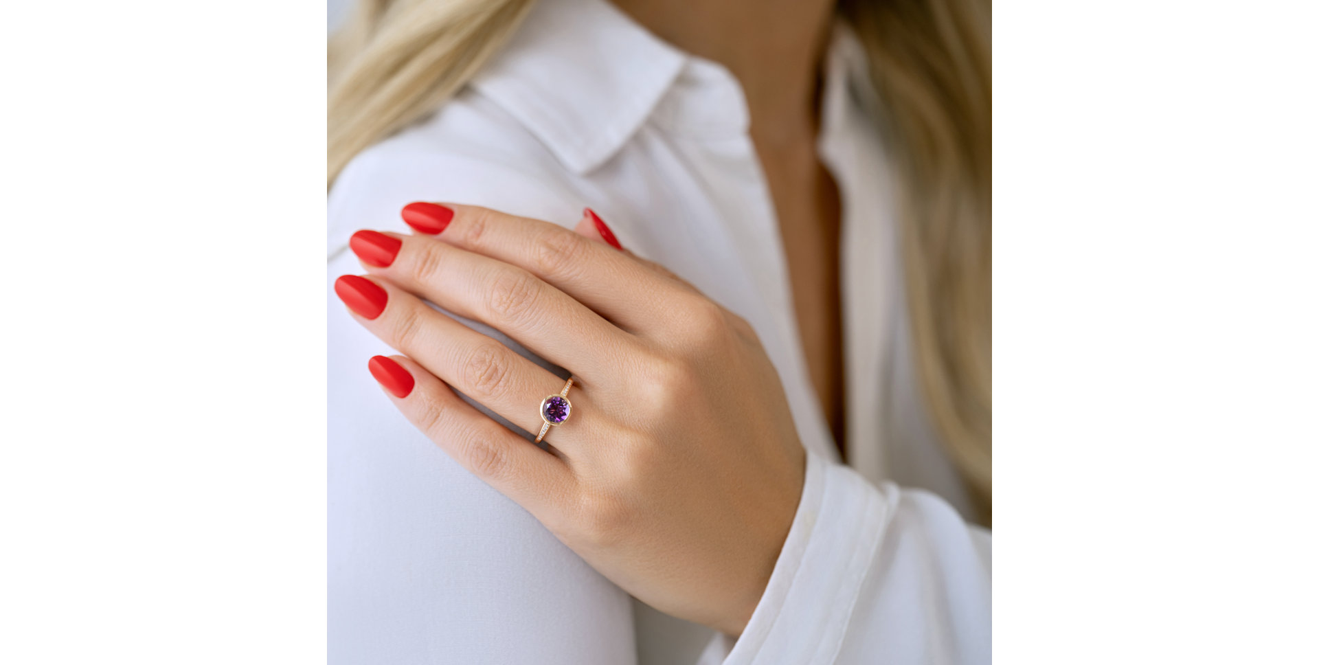 Prsten s diamanty a morganitem Regal Elegance