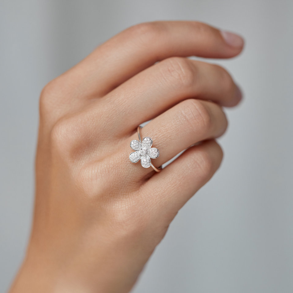 Prsten s diamanty Miss Daisy