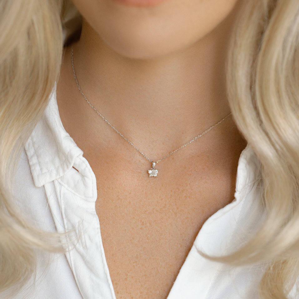 Přívěs s diamanty Glorious Butterfly