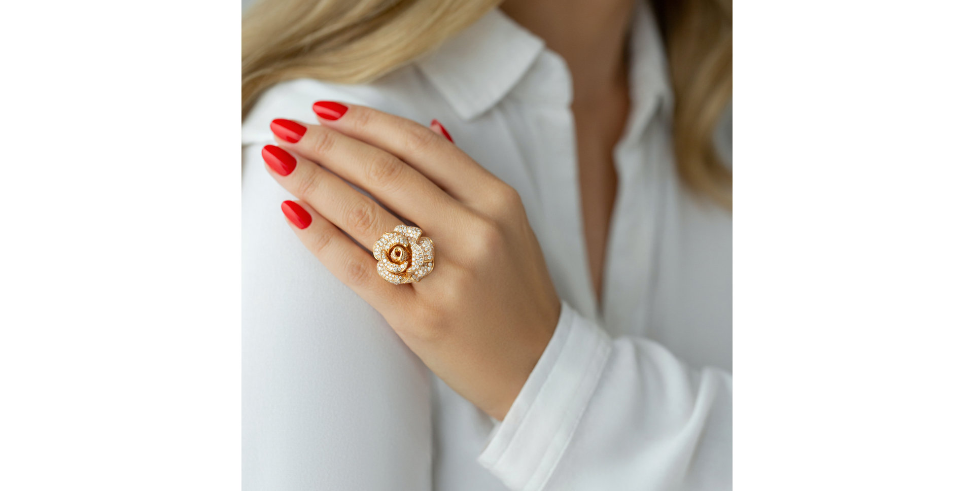 Prsten s diamanty Antique Rose