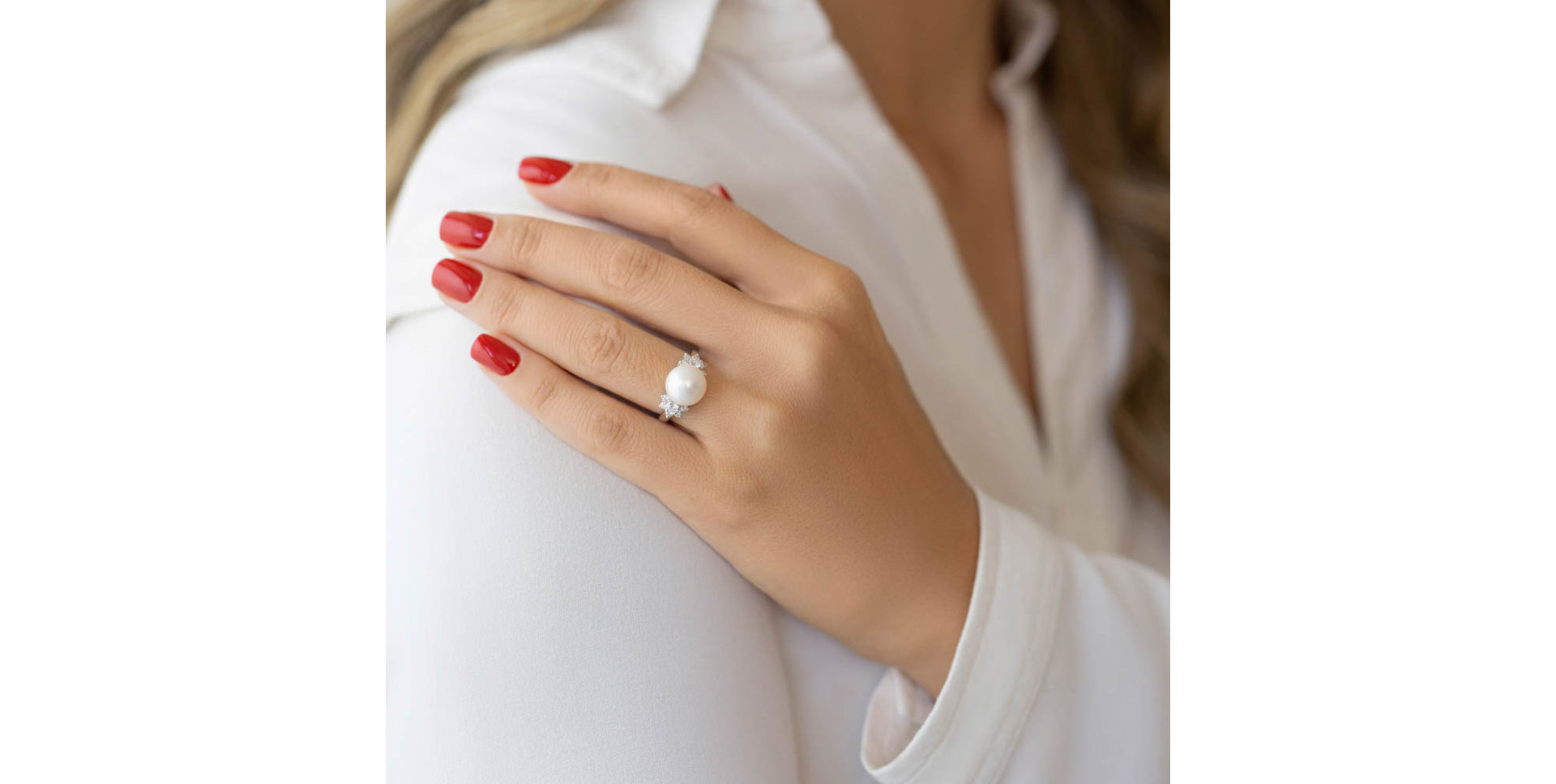 Prsten s perlou a diamanty Solomon Sea