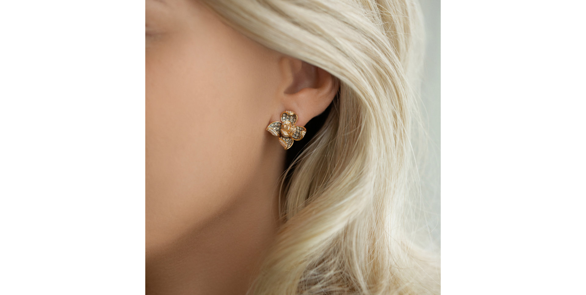 Náušnice s bílými a hnědými diamanty Luciana