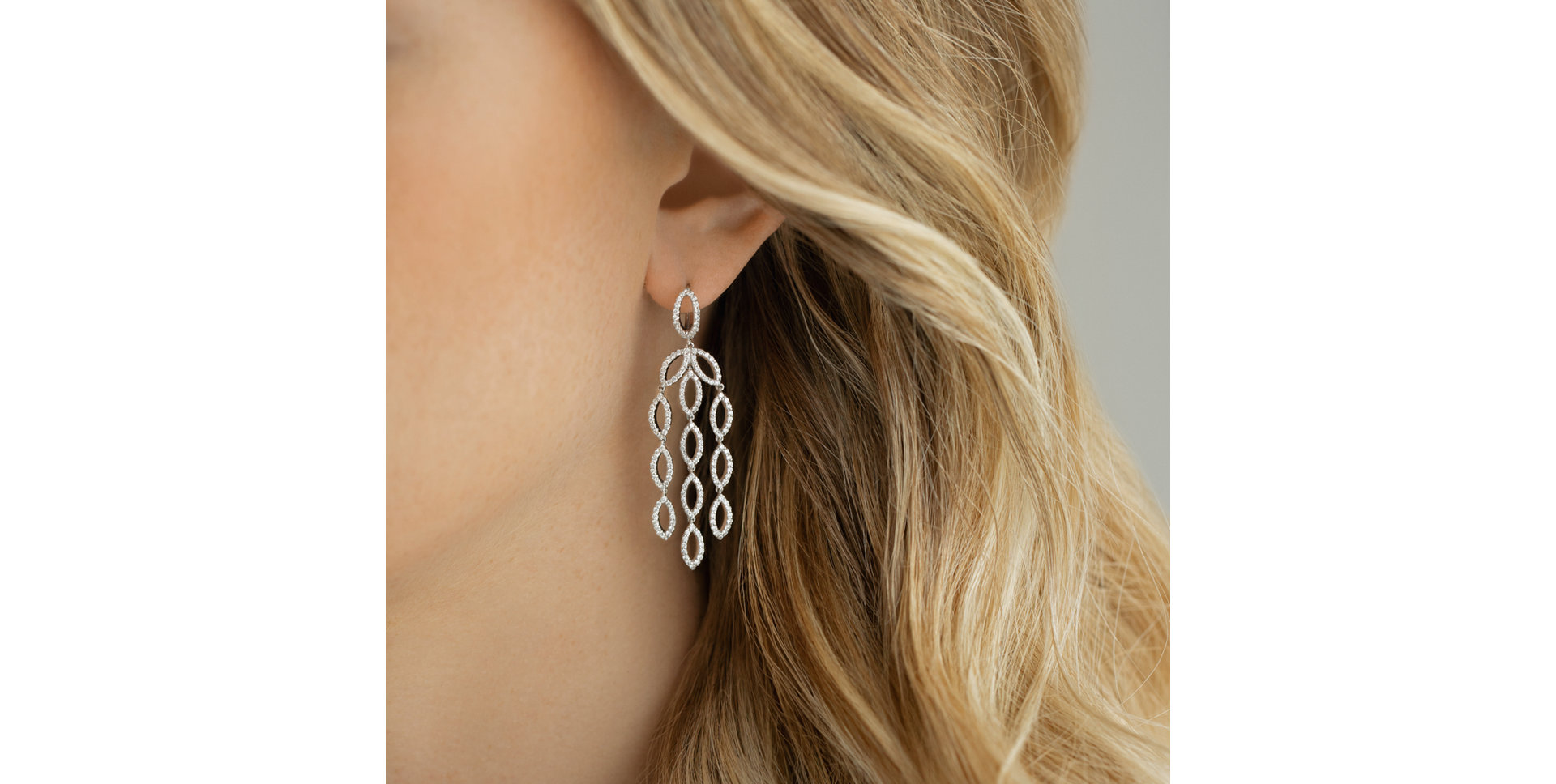 Náušnice s diamanty Moon Labyrinth