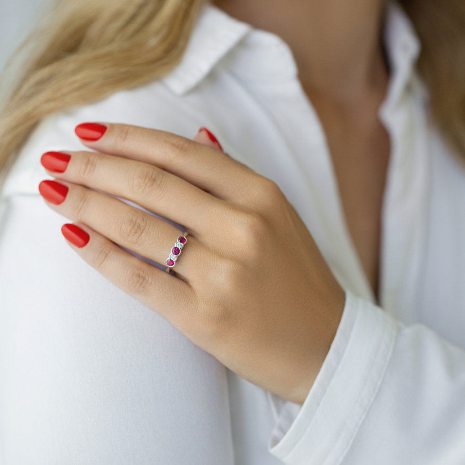 Prsten s diamanty a rubíny Maximilien